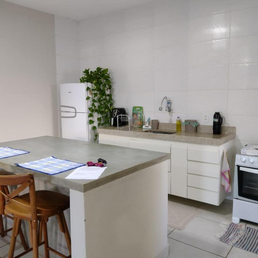 Casa Inteira, Grande Suite, Dois Chuveiros, Sala ,Cozinha E Garagem Privativa Total Conforto, Melhor Que Hotel! 博图卡图 外观 照片