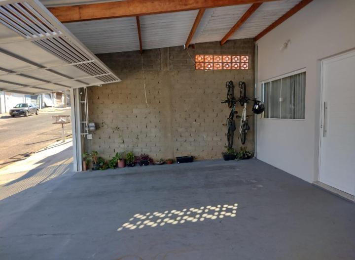 Casa Inteira, Grande Suite, Dois Chuveiros, Sala ,Cozinha E Garagem Privativa Total Conforto, Melhor Que Hotel! 博图卡图 外观 照片